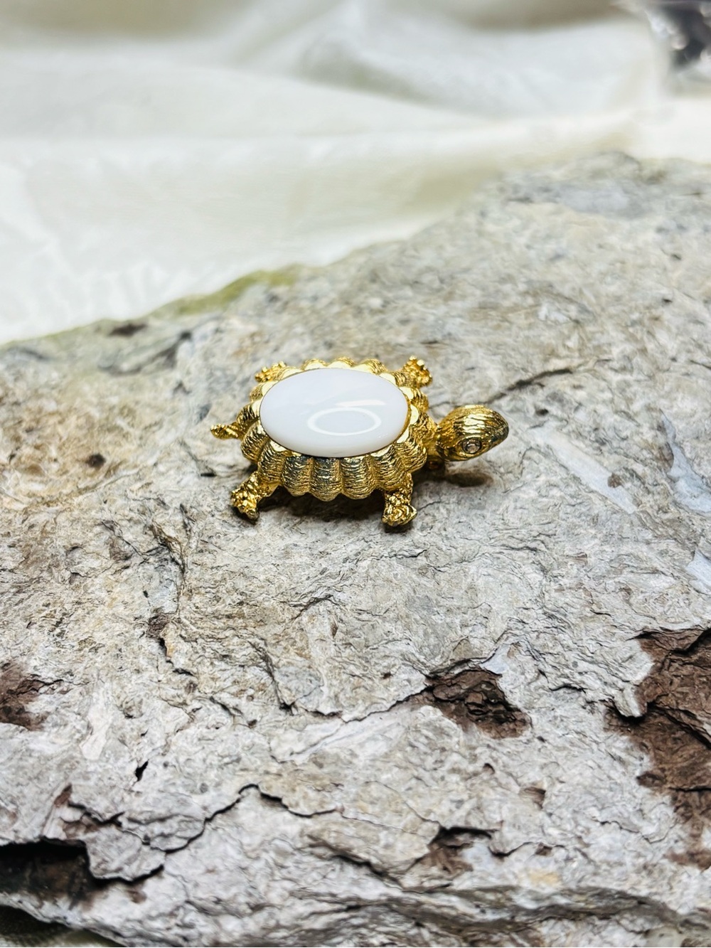 Vintage Milk Glass Gold Tone Turtle Brooch 60s